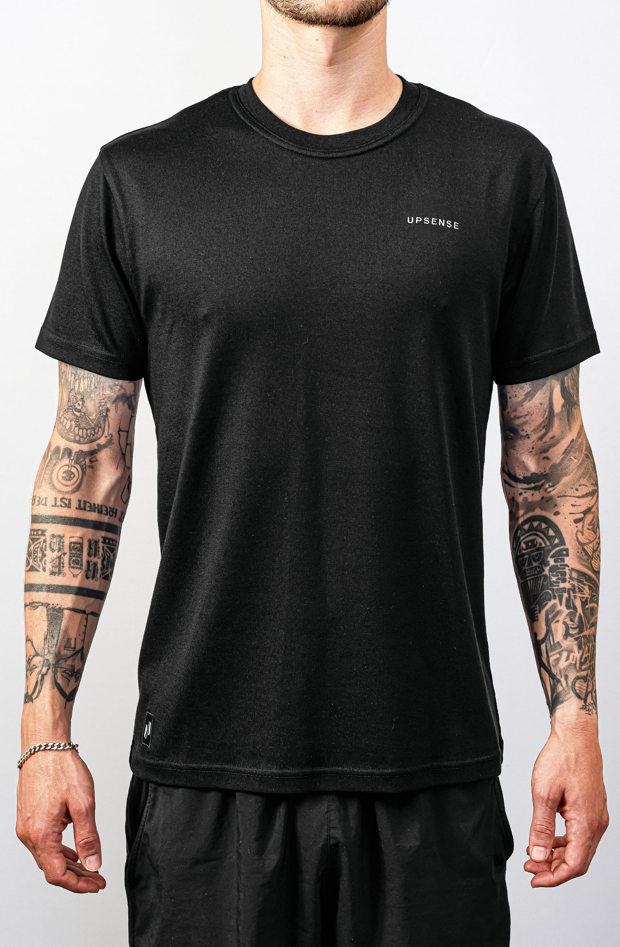 Upshirt Font Schwarz V2